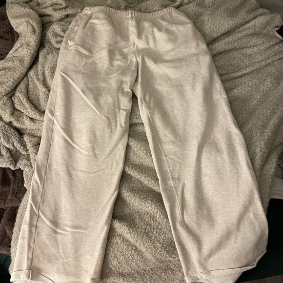 SKIMS Pants - Skims wide leg sweatpants